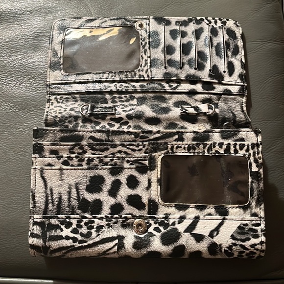 COPY - Zebra ladies wallet - Picture 3 of 4